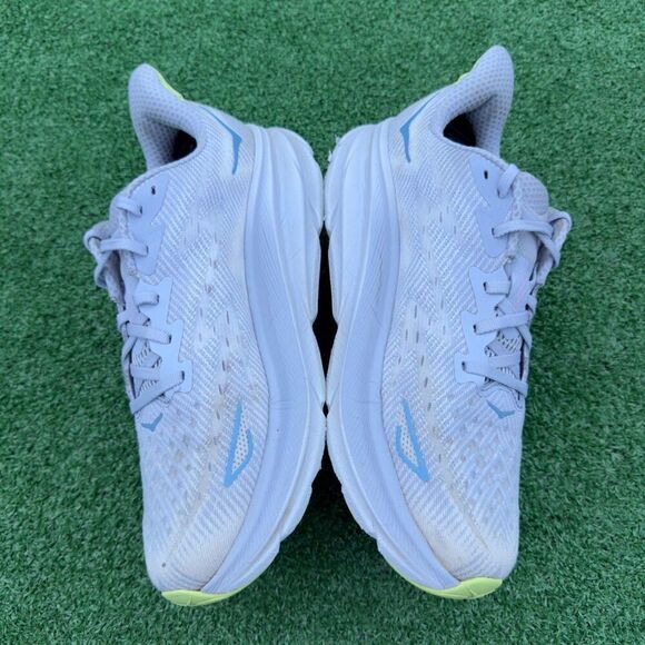Hoka Clifton 9 Wide Width Cushioned Running Shoes Women HOKA ONE ONE CLIFTON 9 - Women’s Running Shoes - SIZE 11B
